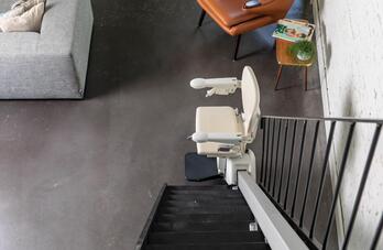 Schodišťová sedačka Handicare 1100 schody
